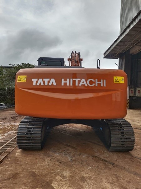 ZX 220 LC-M TATA HITACHI